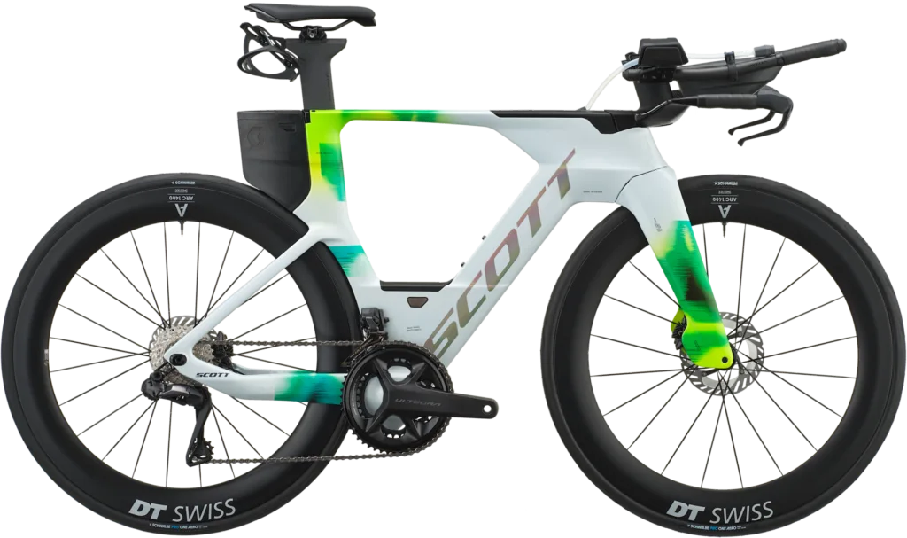 Scott Plasma RC Pro Triathlon-Zeitfahrrad in weiß mit grünen Akzenten, Aerolenker und DT Swiss Carbonrädern