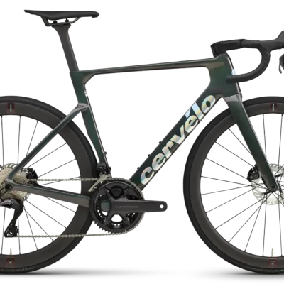 Cervélo Soloist Rennrad in „Black Magic“ mit Ultegra Di2 Antrieb, Disc-Bremsen und tiefen Carbon-Laufrädern
